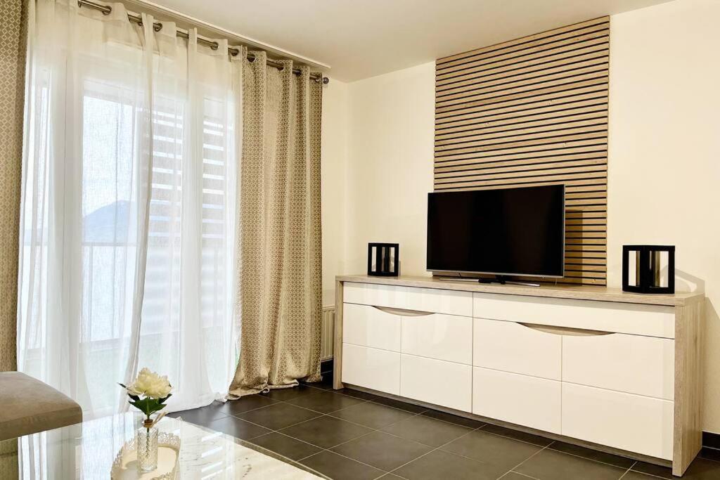 Appartement T2 Vue Panoramique Sur Annecy Seynod Exterior photo