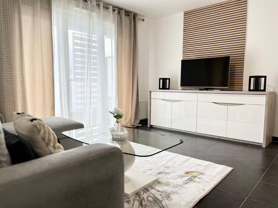 Appartement T2 Vue Panoramique Sur Annecy Seynod Exterior photo